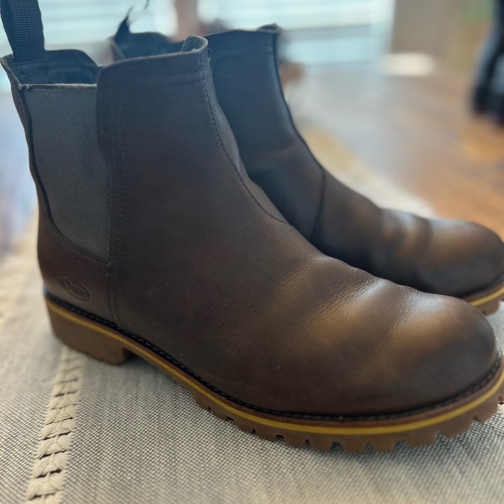 Women’s Brown Leather Waterproof Chelsea Boots